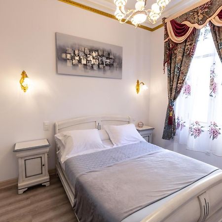 Appartement Maison de L'Église du Couvent Narbona Esterno foto